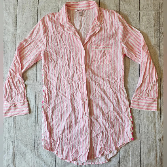 Victoria's Secret •XS• White Pink Striped Sleep Shirt Button Heart Detail sides - Picture 6 of 10